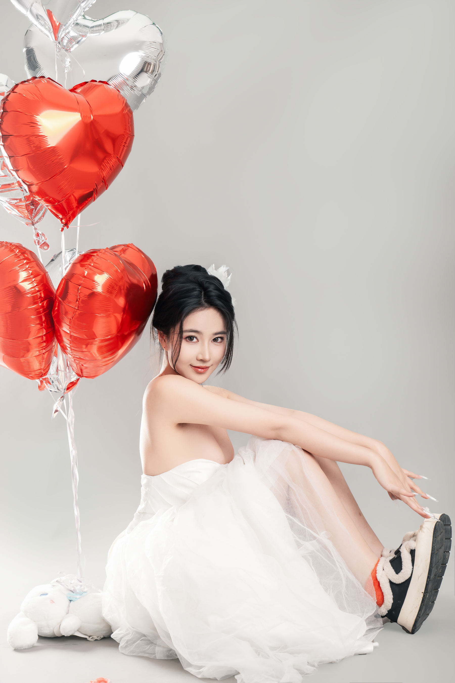 网络美女Nnian白色婚纱LOVE情人节特别篇摄影写真-御萝部落