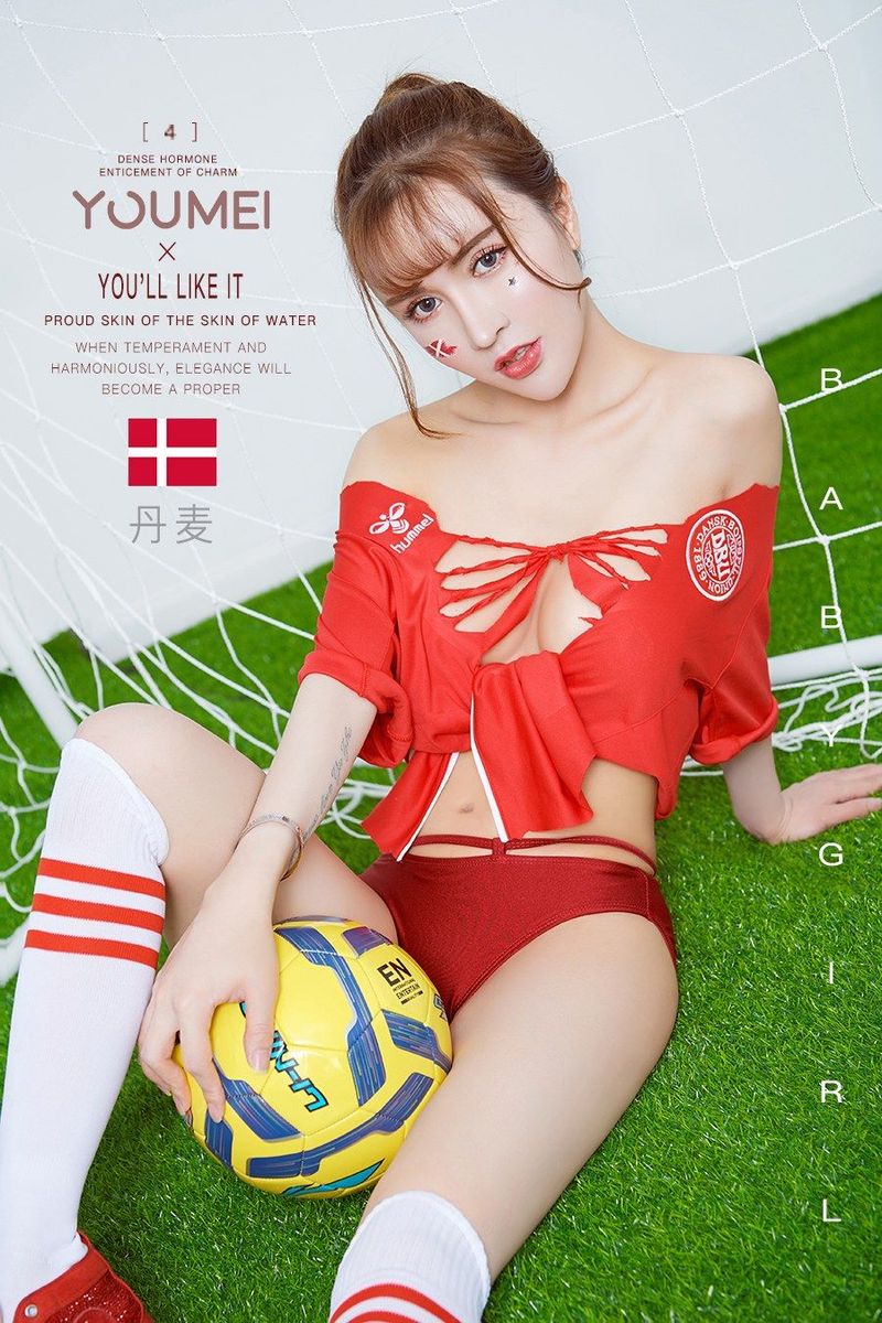 YOUMEI尤美足球宝贝大萱萱修长美腿诱惑翘臀球场魅力写真-御萝部落
