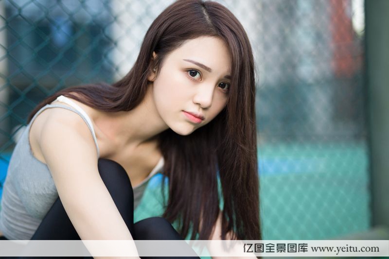 图片[23]-美女模特嘟嘟清秀完美身材网球场性感写真-御萝部落